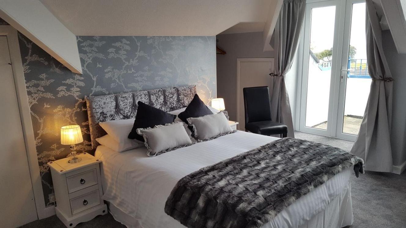 Cotswold House Guest house
